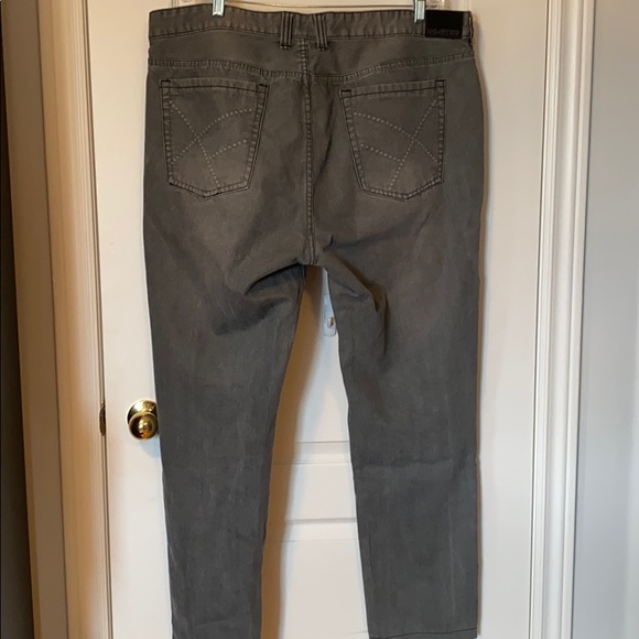 Kenneth Cole Jeans - Picture 4 of 6